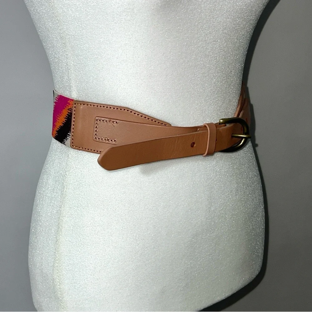 NEW Loft Aztec Elastic Textured Stretch‎ Cow Leather Woman’s Belt Small Stretchy